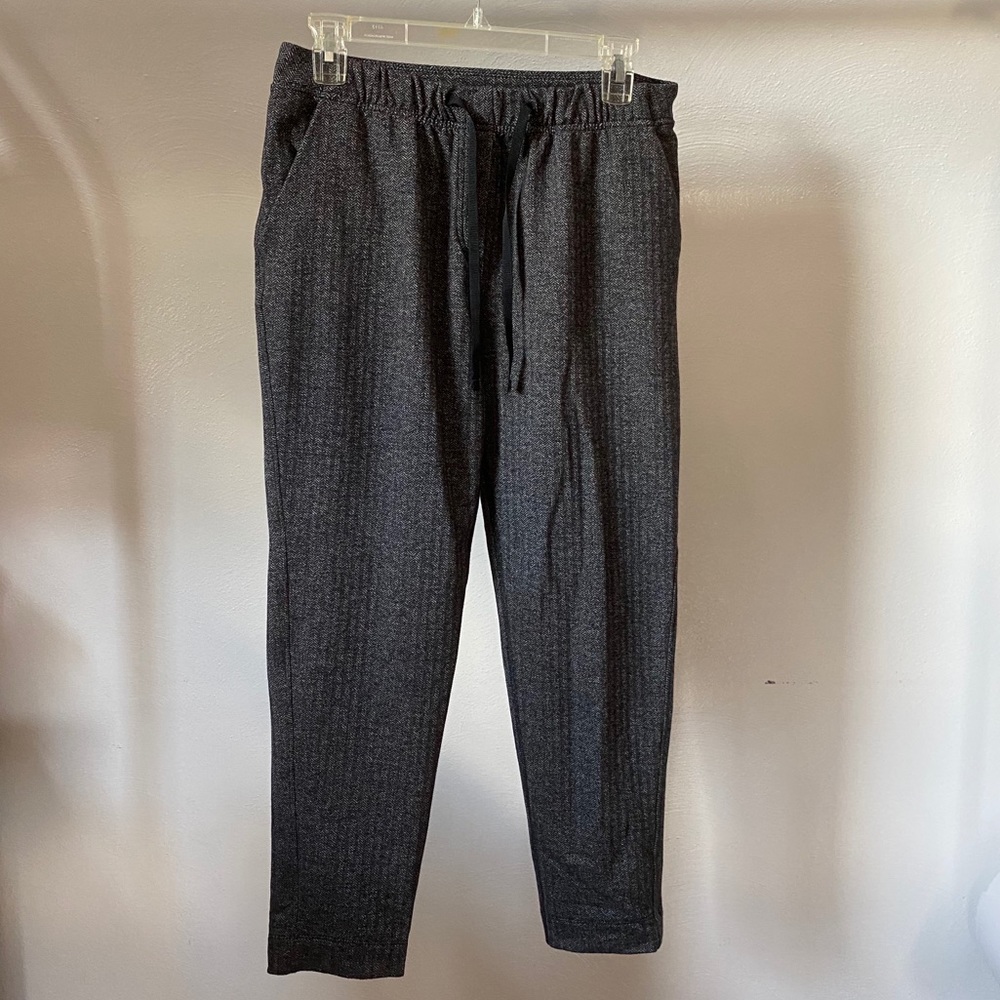 Lululemon Jet Crop Pants in Herringbone